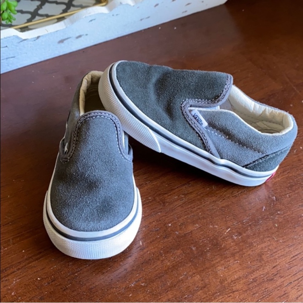Gray suede toddler/baby Vans